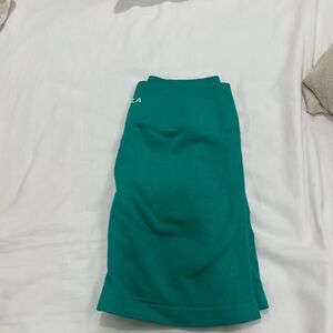 Aurola Golf Green Athletic Shorts
